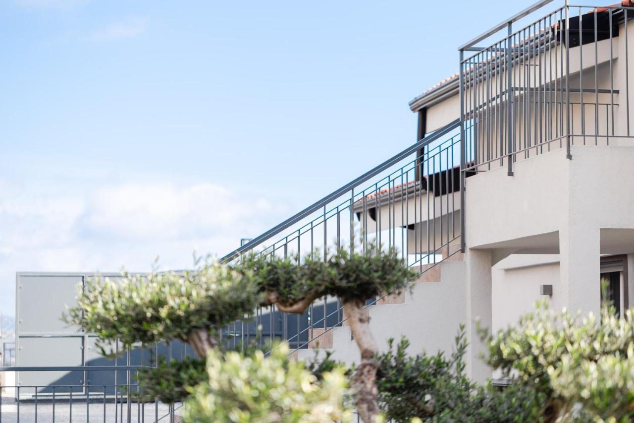 Villa La Matta Apartments And Luxury Suites San Remo Kültér fotó